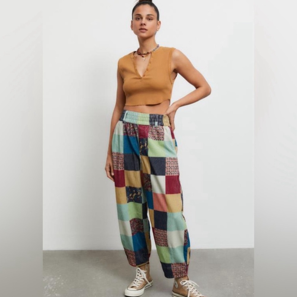 Urban Outfitters, BDG corduroy pull on pant, small